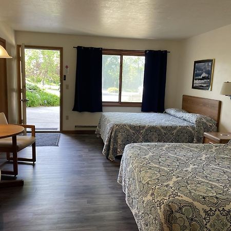 Parkside Inn Ellison Bay 外观 照片