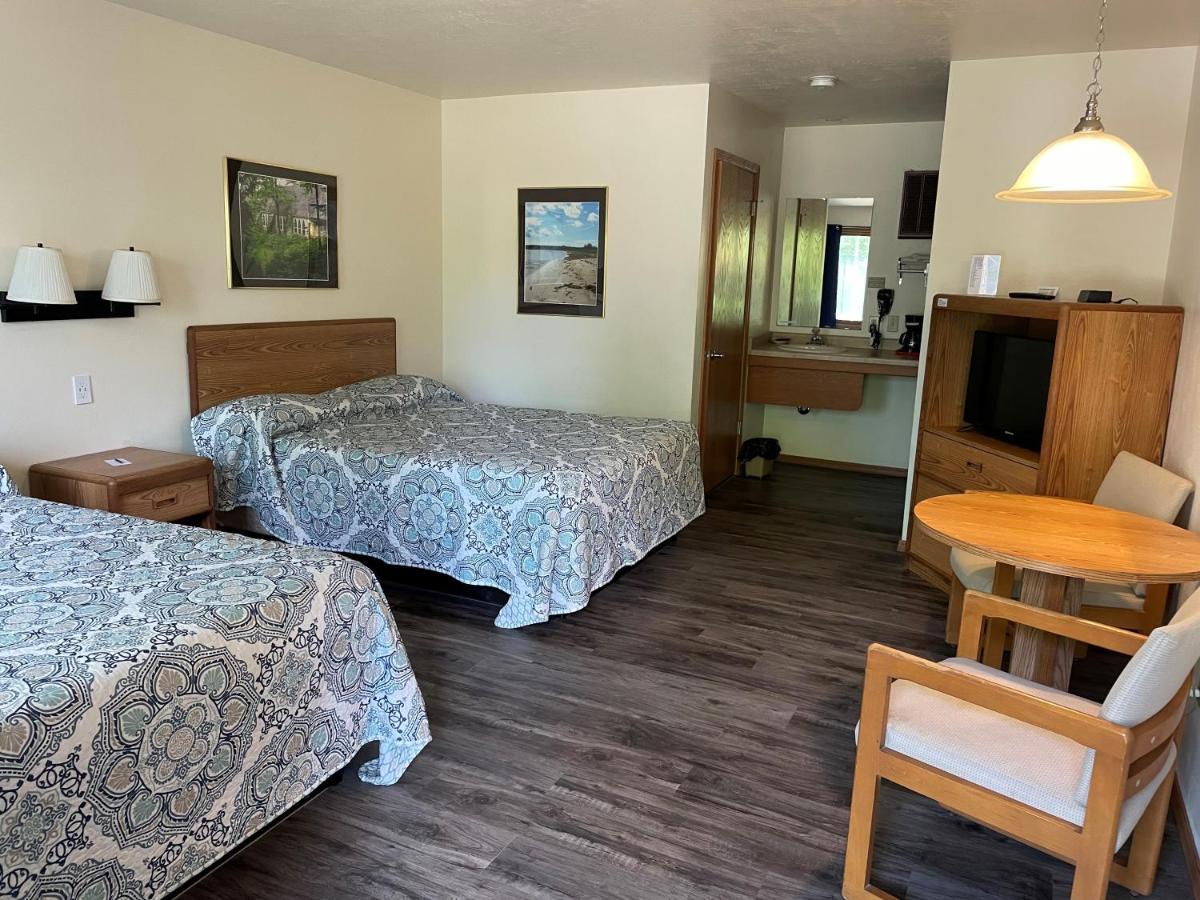 Parkside Inn Ellison Bay 外观 照片