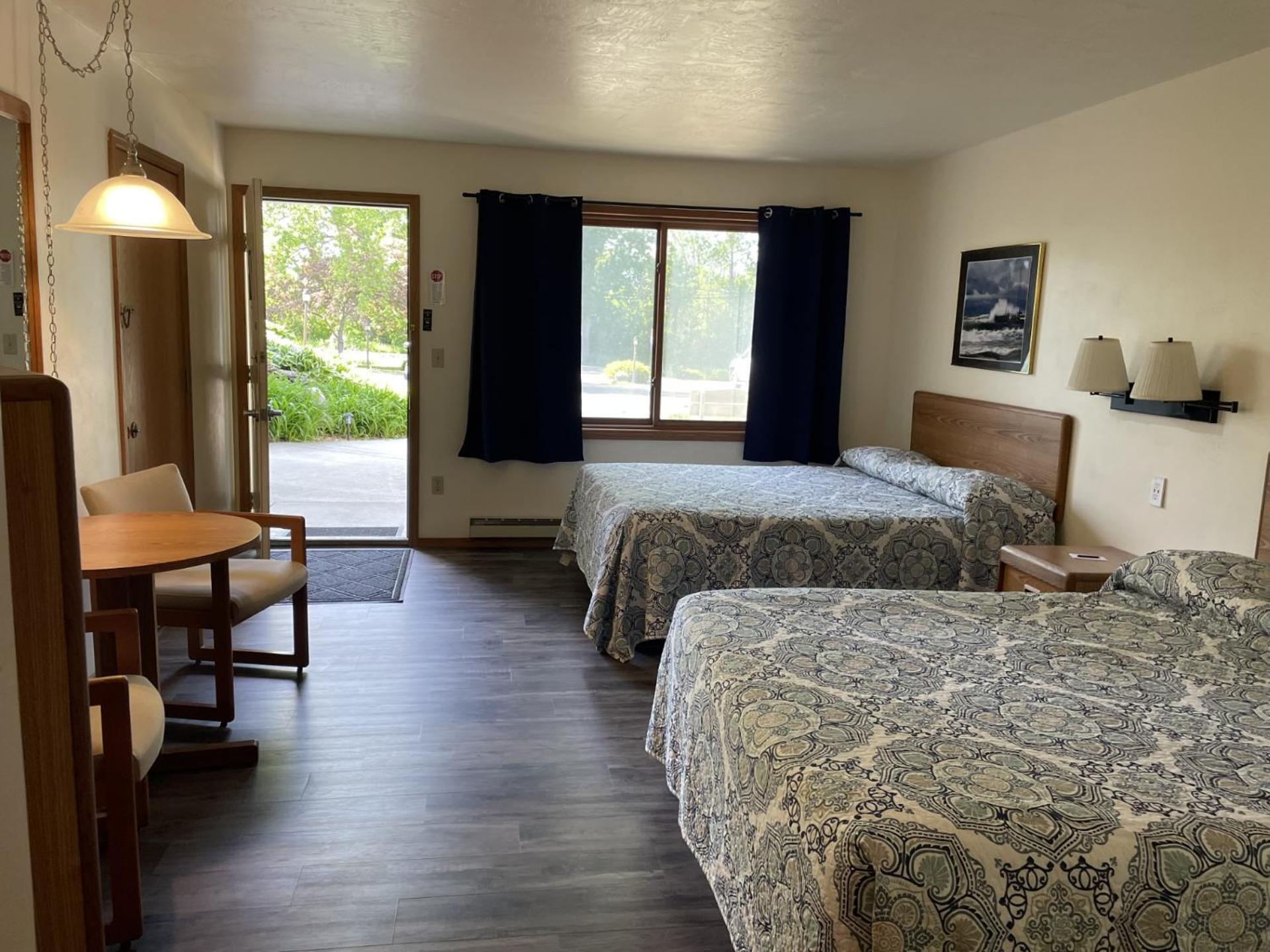 Parkside Inn Ellison Bay 外观 照片